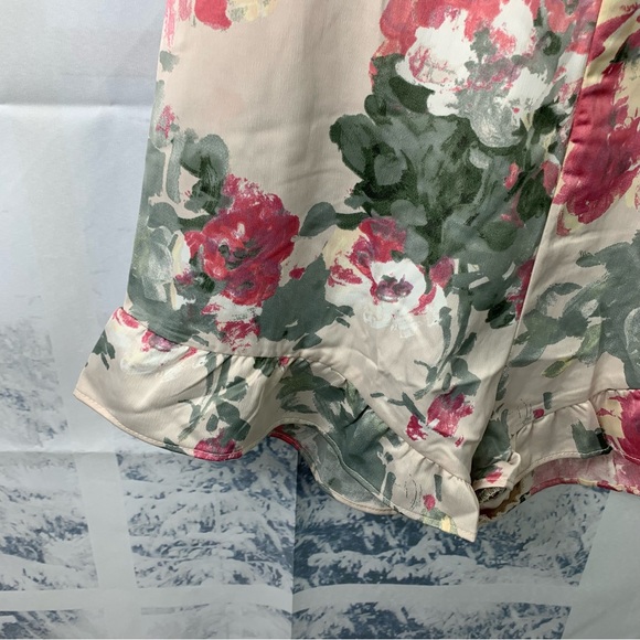 Bebe Floral V-Neck Ruffled Shorts Silky Romper - Picture 7 of 16